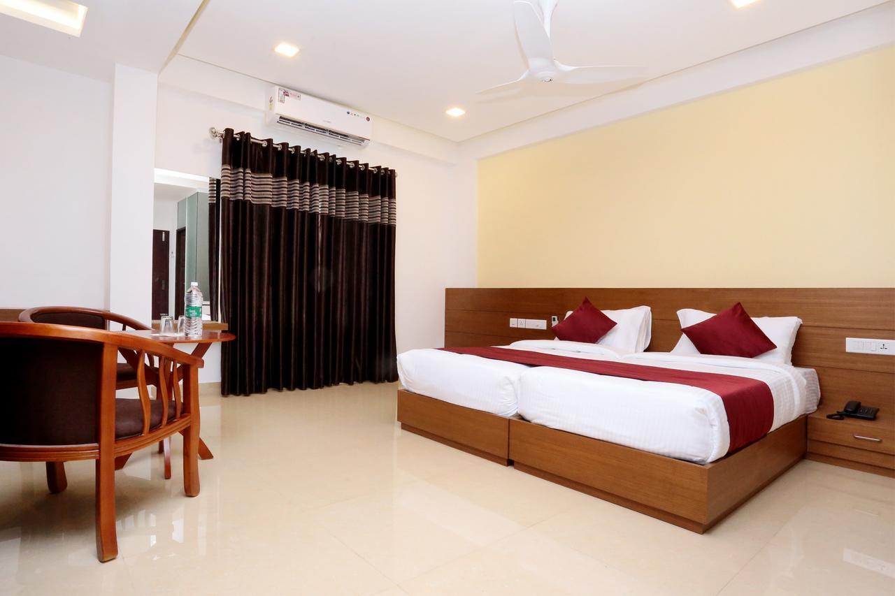 Hotel Ayodhya Residency كاليكوت المظهر الخارجي الصورة